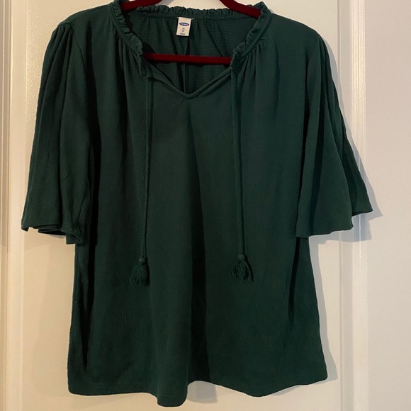Loose fit split yoke emerald green peasant top - Picture 1 of 4